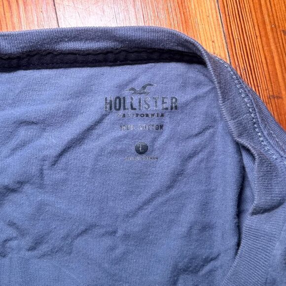 Hollister-co Men's Blue and Navy Shirt - Picture 3 of 3